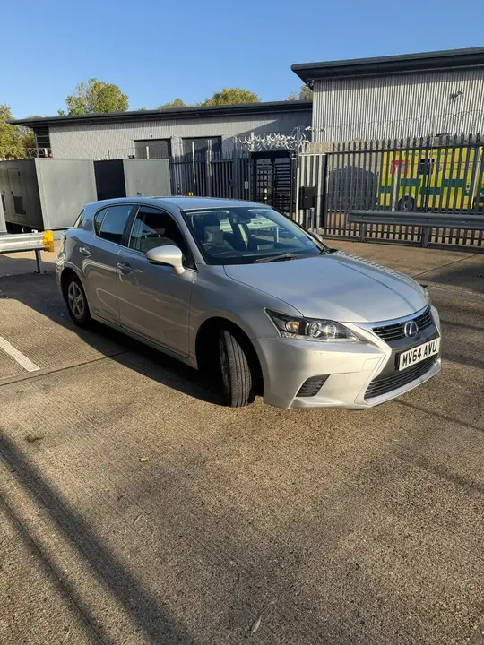 Lexus Ct200H
