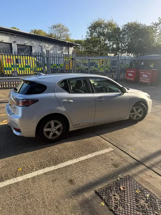 Lexus Ct200H 2014 photo 5