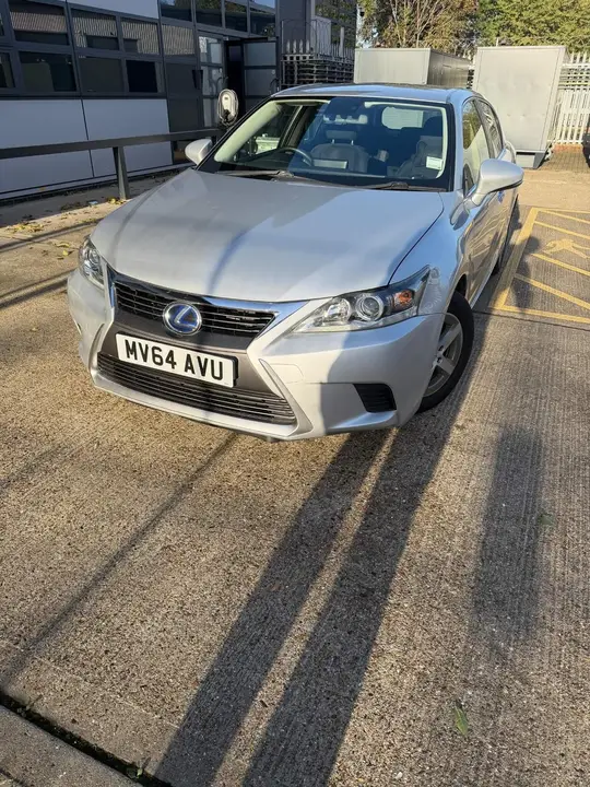 Lexus Ct200H 2014 photo 3