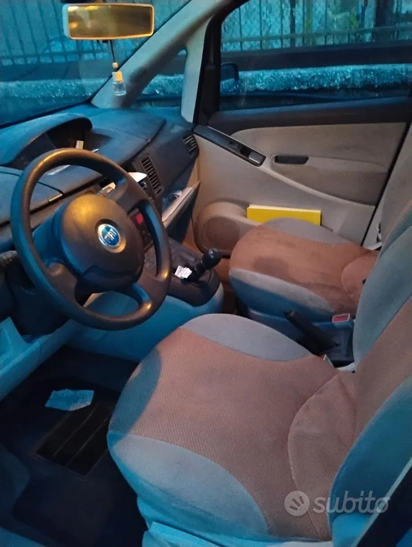 Fiat Idea 2004 photo 4
