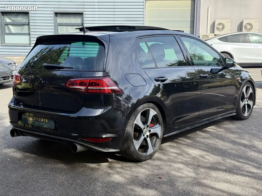Volkswagen Golf 2014 photo 5