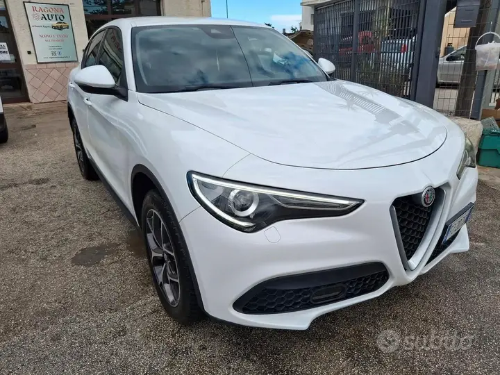 Alfa Romeo Stelvio 2019 photo 2