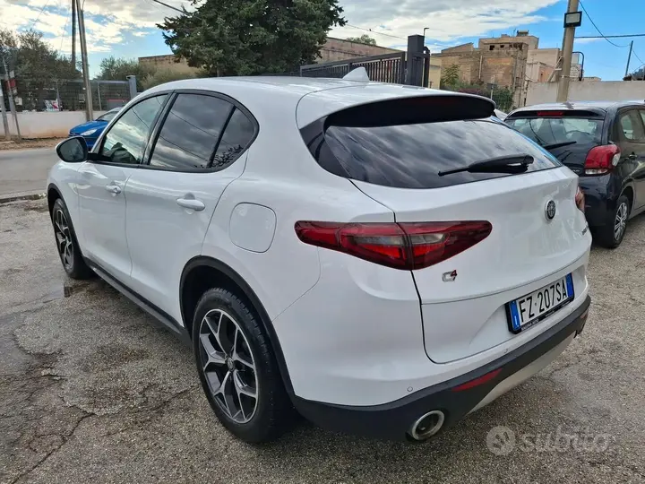 Alfa Romeo Stelvio 2019 photo 5