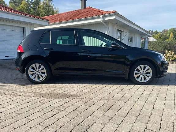 Volkswagen Golf 2016 photo 2