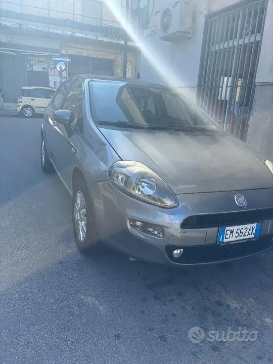 Fiat Punto 2012 photo 4