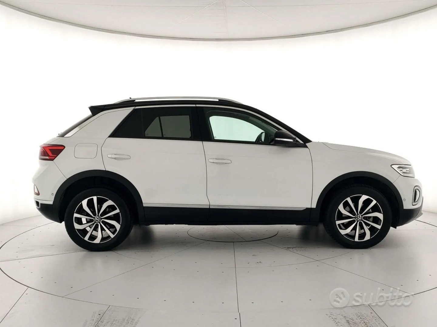 Volkswagen T-Roc 2024 photo 4
