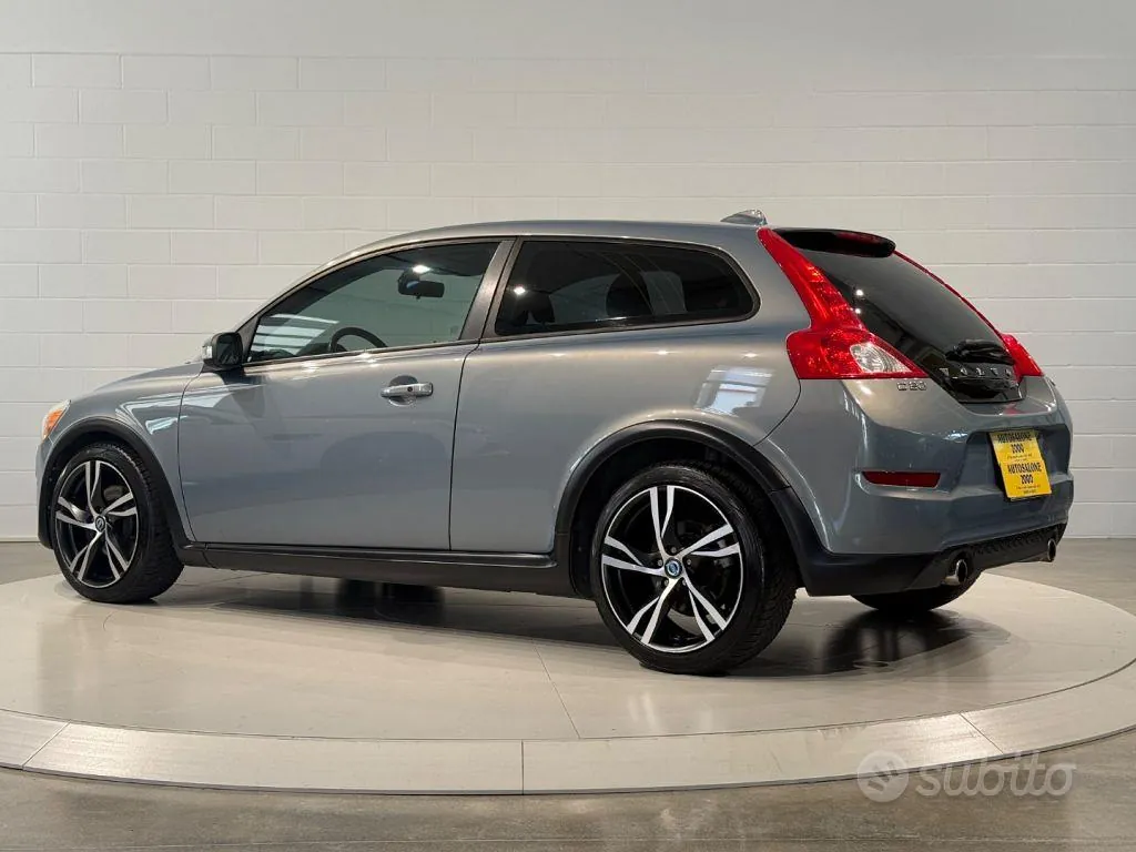Volvo C30 2012 photo 3
