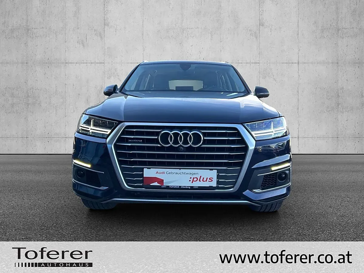 Audi Q7 2016 photo 2