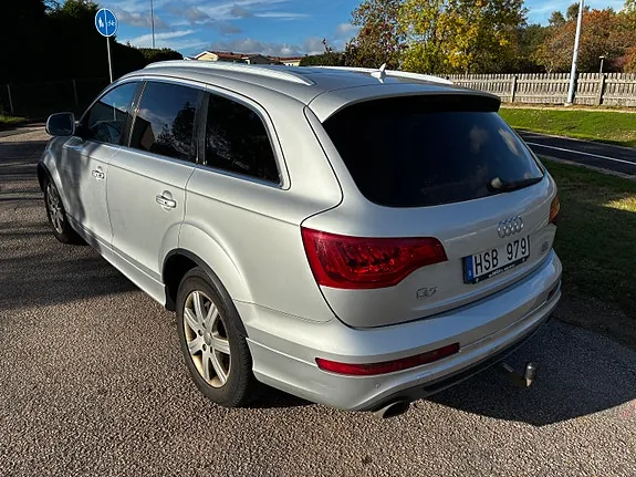 Audi Q7 2014 photo 3