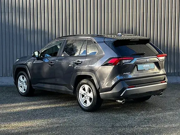 Toyota Rav4 2021 photo 2