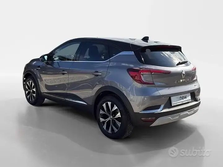 Renault Captur 2023 photo 3