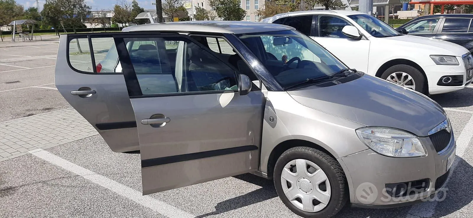 Skoda Fabia 2007 photo 4