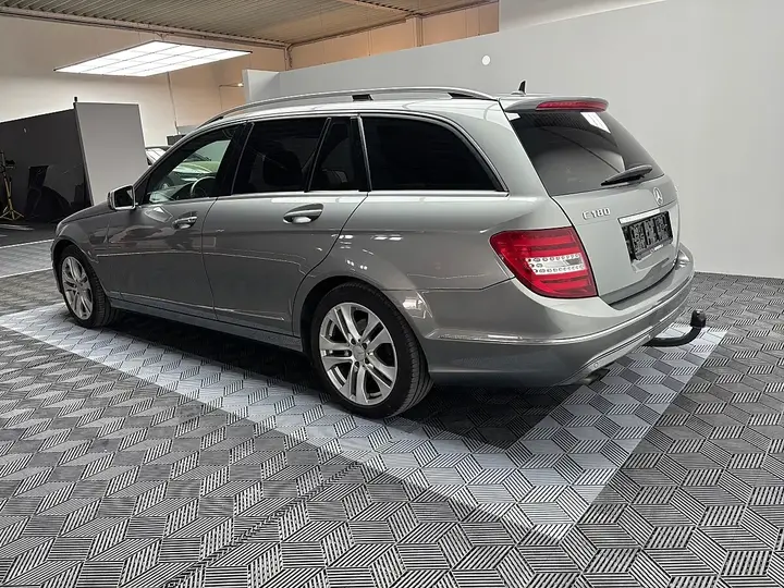 Mercedes-Benz C-Class 2013 photo 3