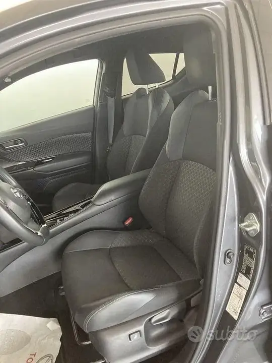 Toyota C-Hr 2023 photo 5