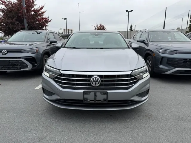 Volkswagen Jetta 2021 photo 2