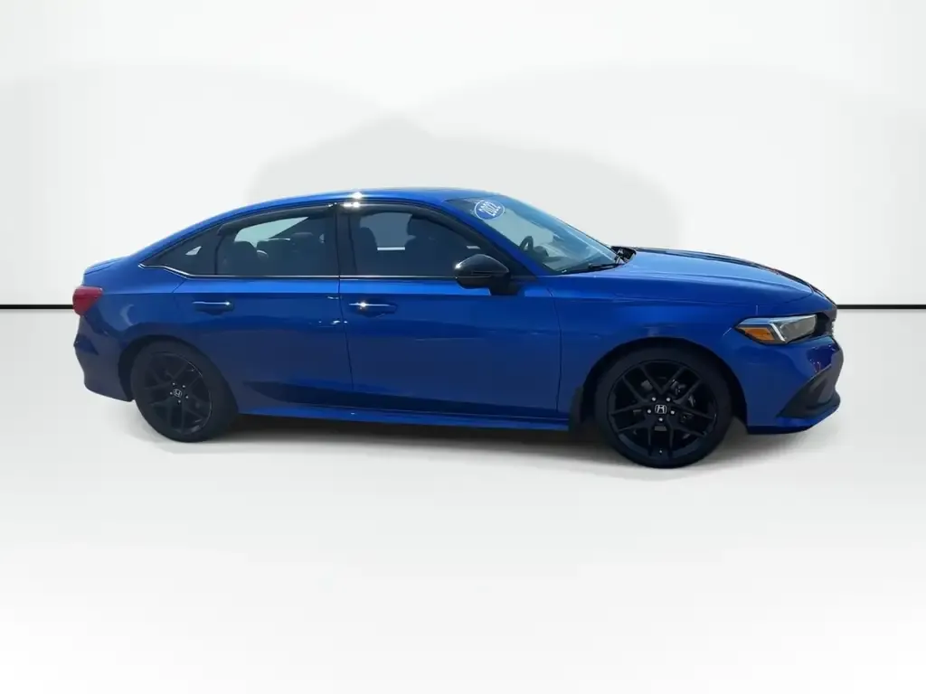 Honda Civic 2022 photo 2