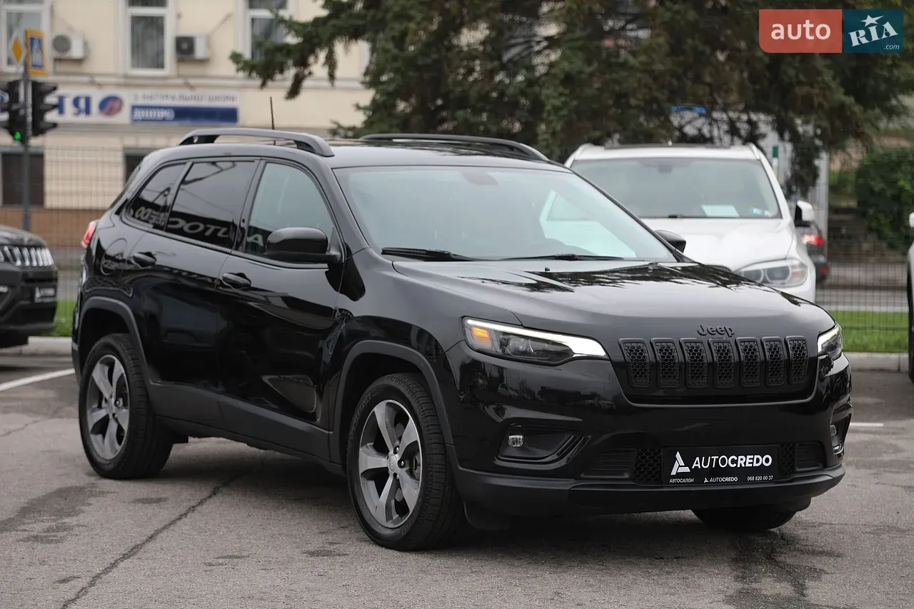 Jeep Cherokee 2019 photo 3