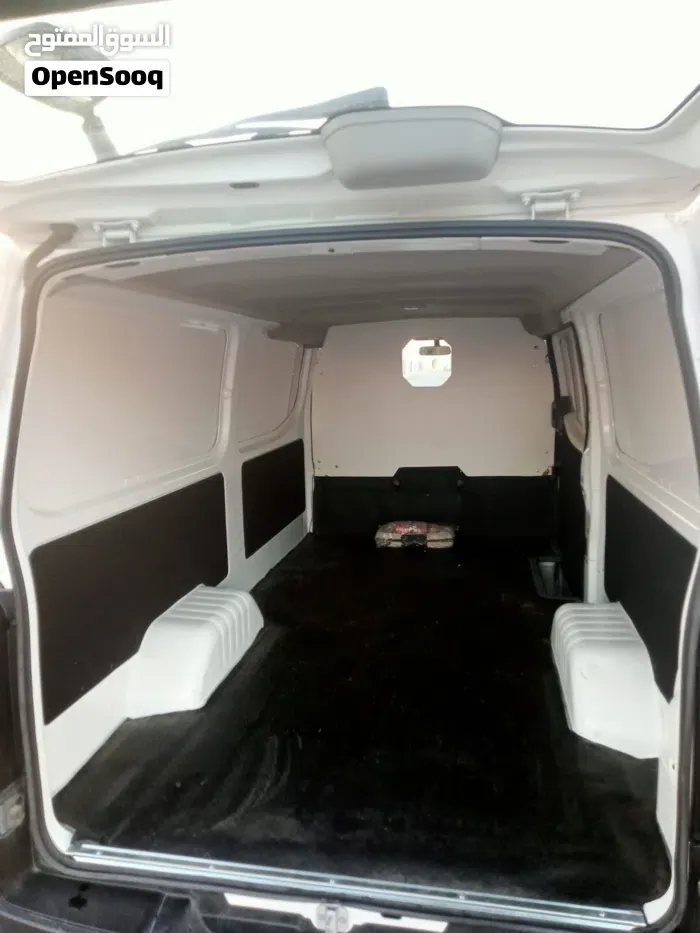 Nissan Urvan 2022 photo 4