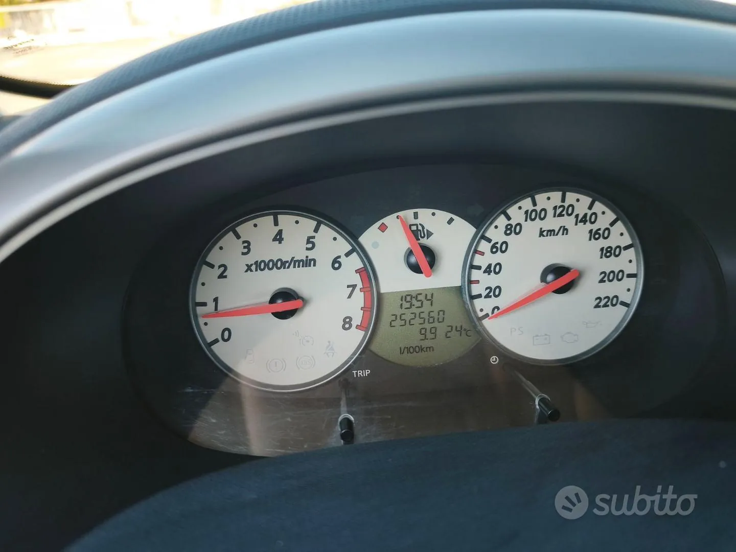 Nissan Micra 2009 photo 5