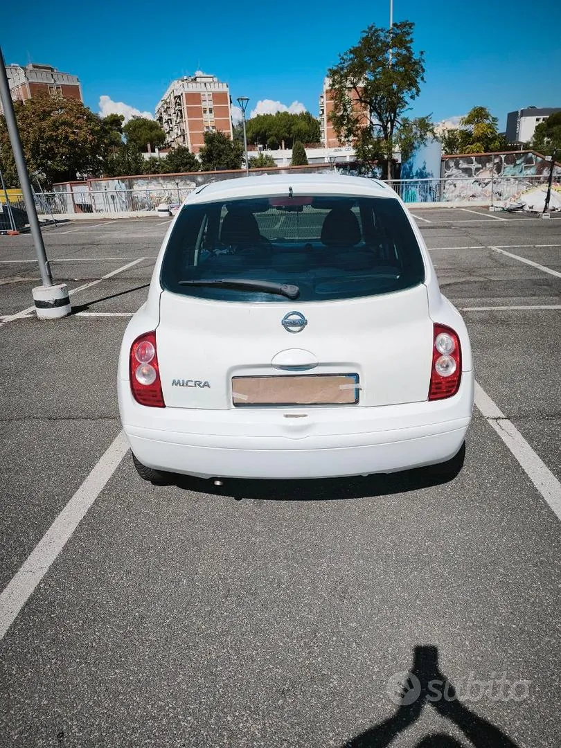 Nissan Micra 2009 photo 2