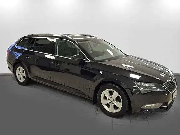 Skoda Superb 2017 photo 3