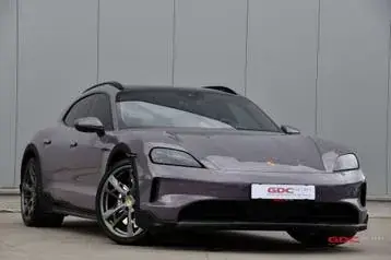 Porsche Taycan Cross Turismo