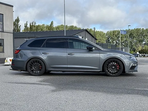 Seat Leon 2018 photo 2