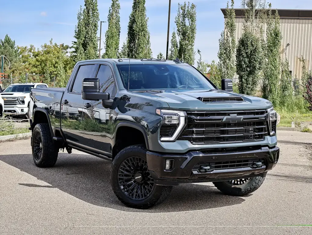 Chevrolet Silverado 3500 2026 photo 2