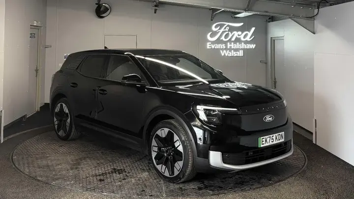 Ford Explorer 2025 photo 3