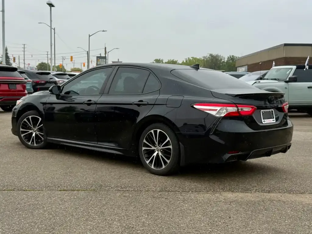 Toyota Camry 2020 photo 4