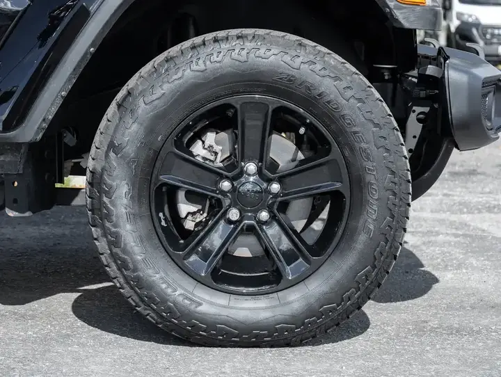 Jeep Wrangler 2023 photo 4