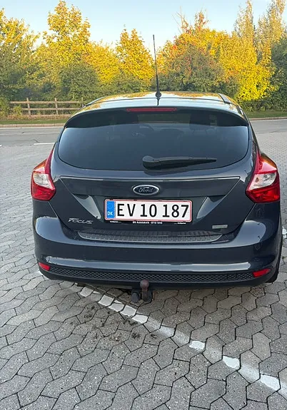 Ford Focus 2014 photo 3