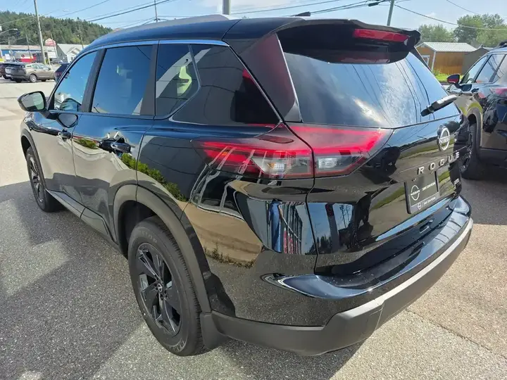 Nissan Rogue 2026 photo 5