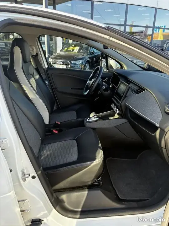 Renault Zoe 2022 photo 3