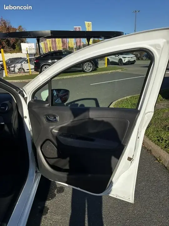 Renault Zoe 2022 photo 4