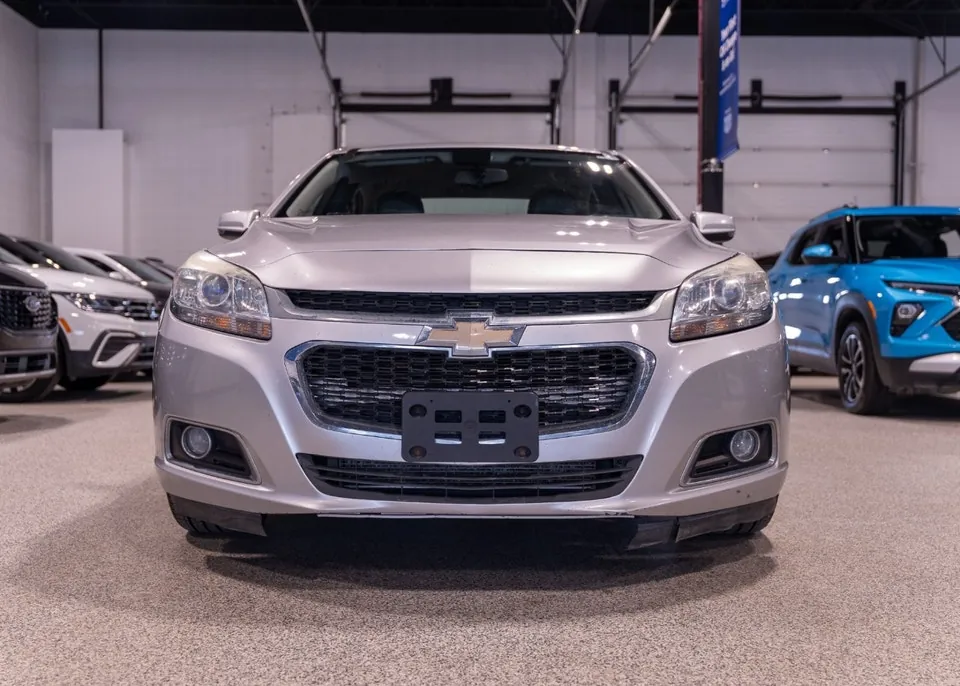 Chevrolet Malibu 2015 photo 2