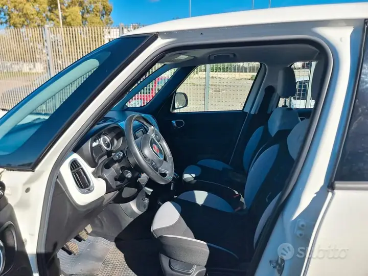 Fiat 500L 2017 photo 2