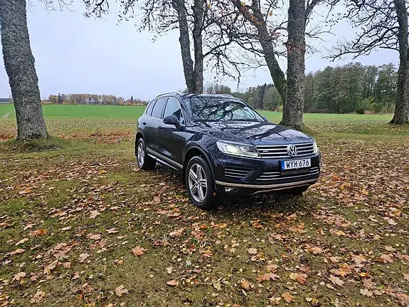 Volkswagen Touareg 2016 photo 2