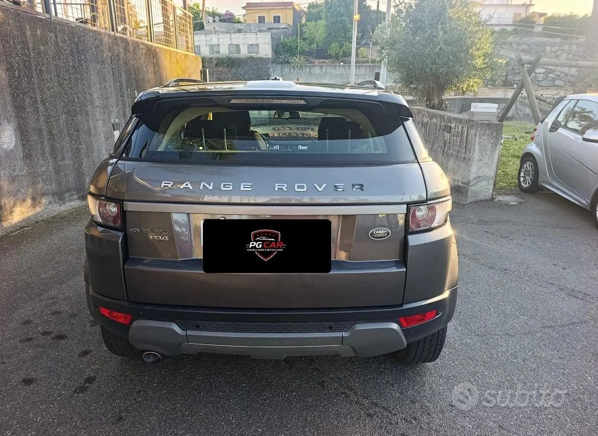 Land Rover Range Rover Evoque 2015 photo 3