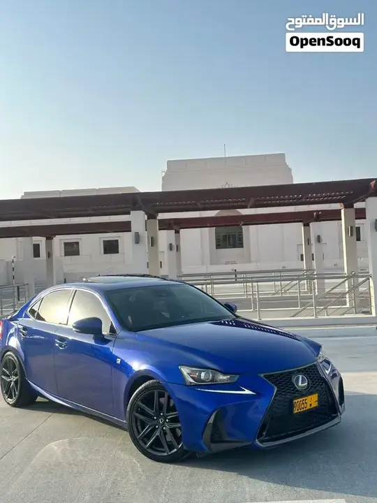Lexus Is 2017 photo 5