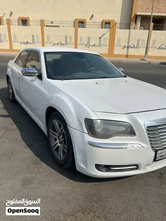 Chrysler 300 2013 photo 5