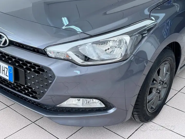 Hyundai I20 2017 photo 2