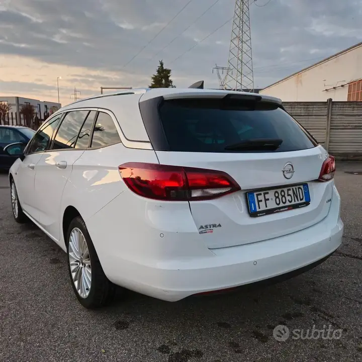 Opel Astra 2016 photo 4