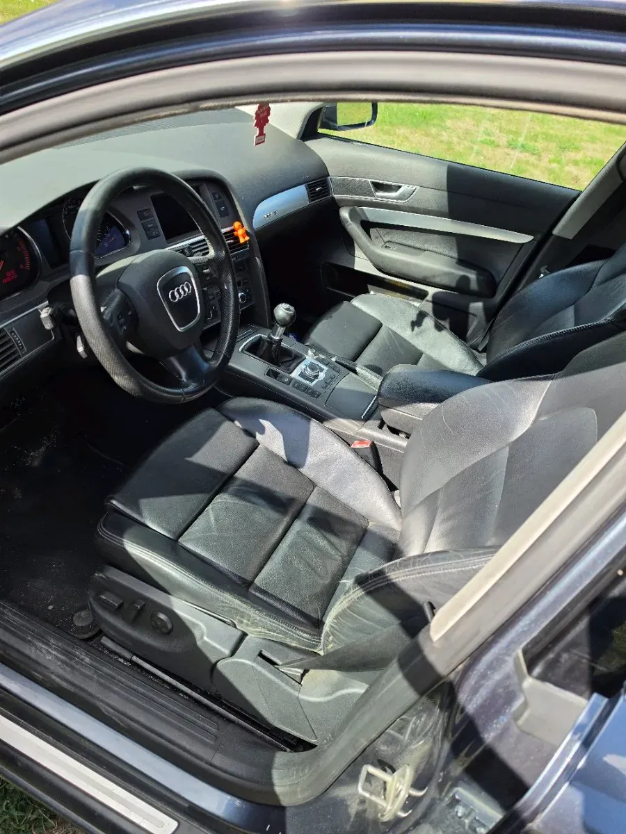 Audi A6 2005 photo 2