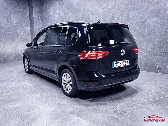 Volkswagen Touran 2018 photo 5