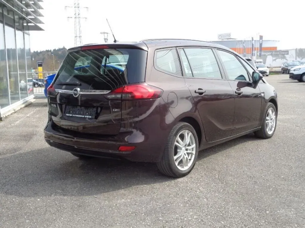Opel Zafira 2013 photo 3