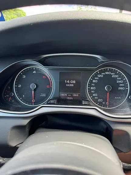 Audi A4 2013 photo 4