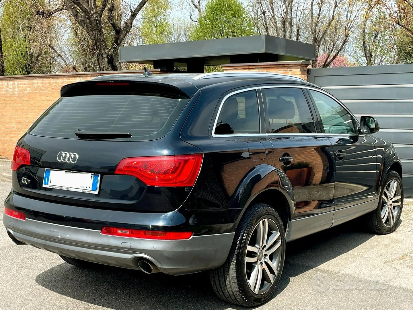 Audi Q7 2012 photo 4