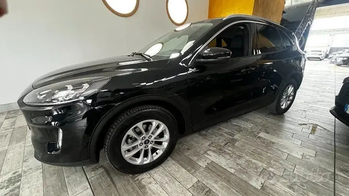 Ford Kuga 2023 photo 3