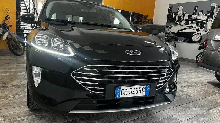 Ford Kuga 2023 photo 2